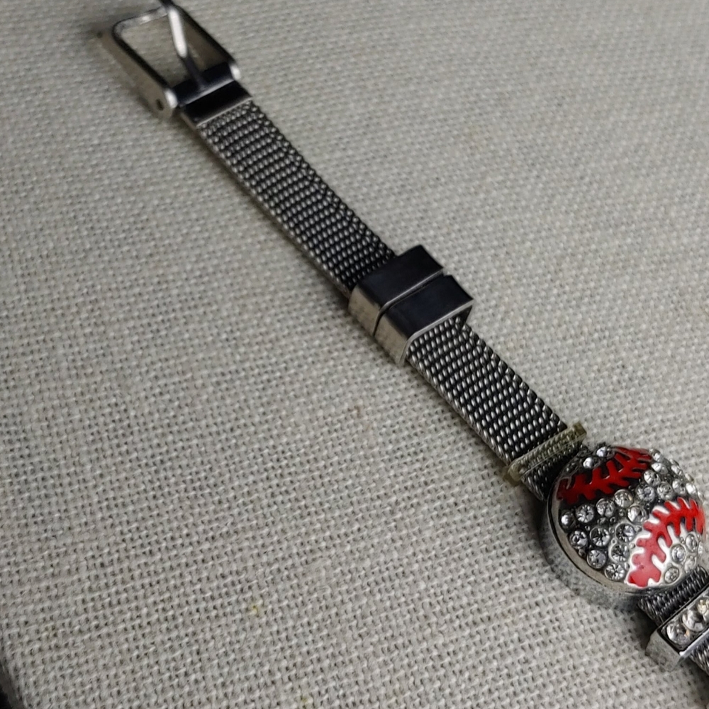 5/$20.⭐️Baseball mom bracelet - Picture 5 of 6